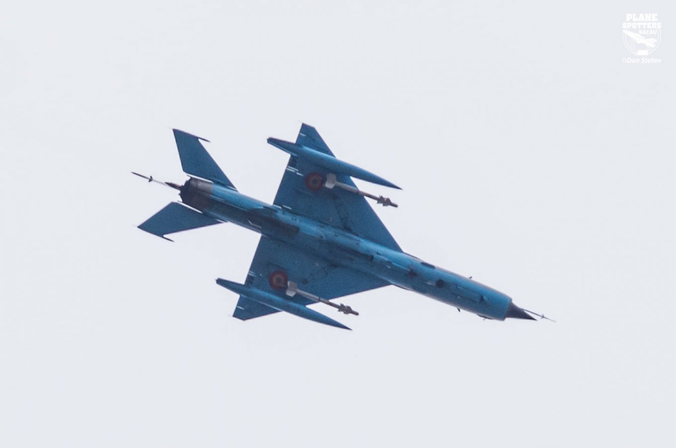 Romania Sent a Pair of Mig-21 to Intercept the Kalibr Missiles: What Exactly Bucharest Could Apply to Intercept russia’s Missiles, Defense Express, war in Ukraine, Russian-Ukrainian war