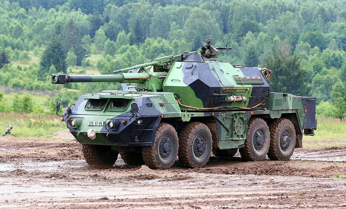 vz. 77 DANA self-propelled howitzer of the Czech Armed Forces, Czechia Threatens to Cancel CAESAR 8х8 Contract After First Delivered Units Fail Range Tests