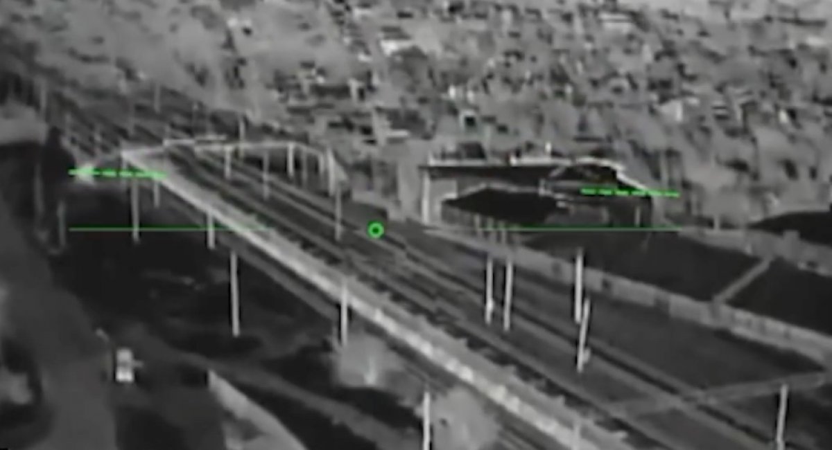 Overnight strikes by Ukraine's Special Operations Forces targeted fuel and ammunition facilities in temporarily occupied Crimea and Donetsk region Defense Express Ukraine's Phoenix Unit Destroyed russian Camouflaged Tank and Intercepted Grad MLRS Before It Could Fire (Video)