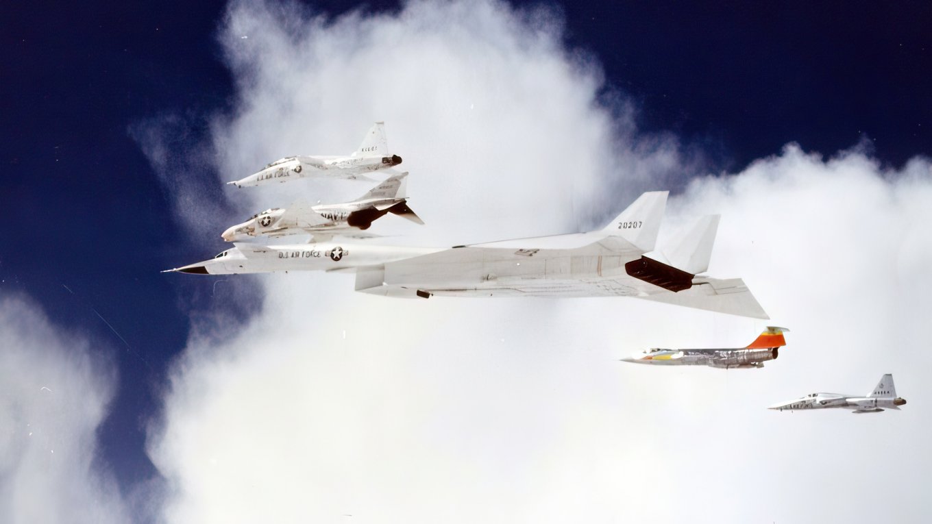 XB-70 Valkyrie: How a Promo Photoshoot Doomed a Supersonic Nuclear Bomber That Was Meant to Flatten Moscow, From left to right: T-38 Talon, F-4 Phantom II, XB-70A Valkyrie, F-104 Starfighter, and F-5B Freedom Fighter