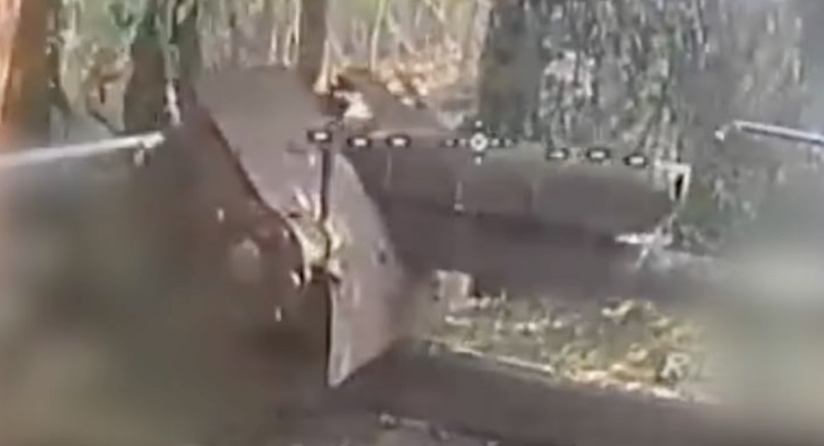 russian gun Defense Express Ukraine Destroys russian MiG-29 Jet and Pantsir-S1 System at Khalino Air Base (Video)