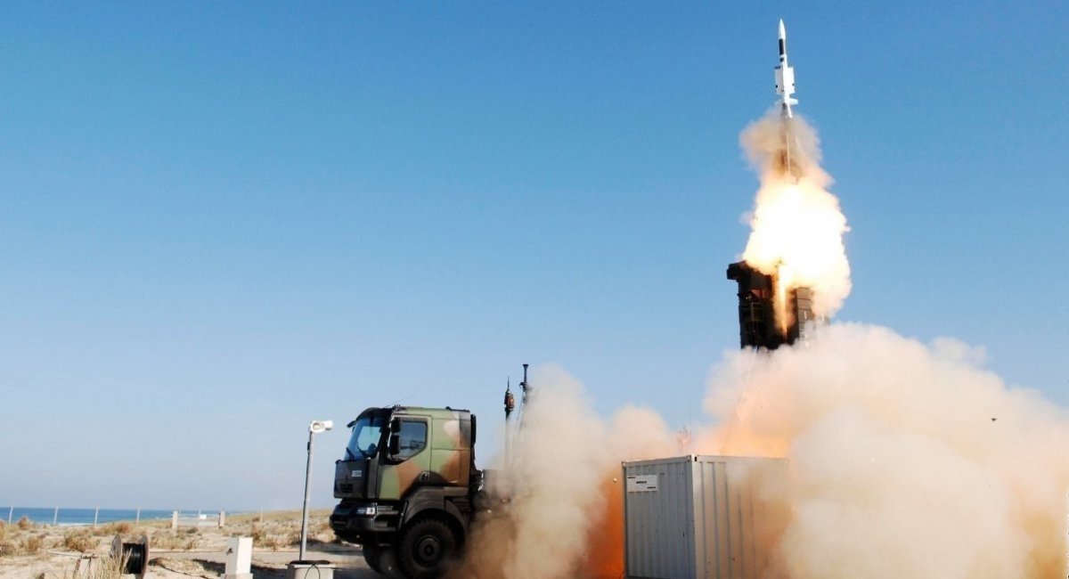 Launch of an ASTER-15 anti-air missile from SAMP/T, Ukraine to Receive Third SAMP/T Battery in October, But Will There Be Enough Missiles to Use It?