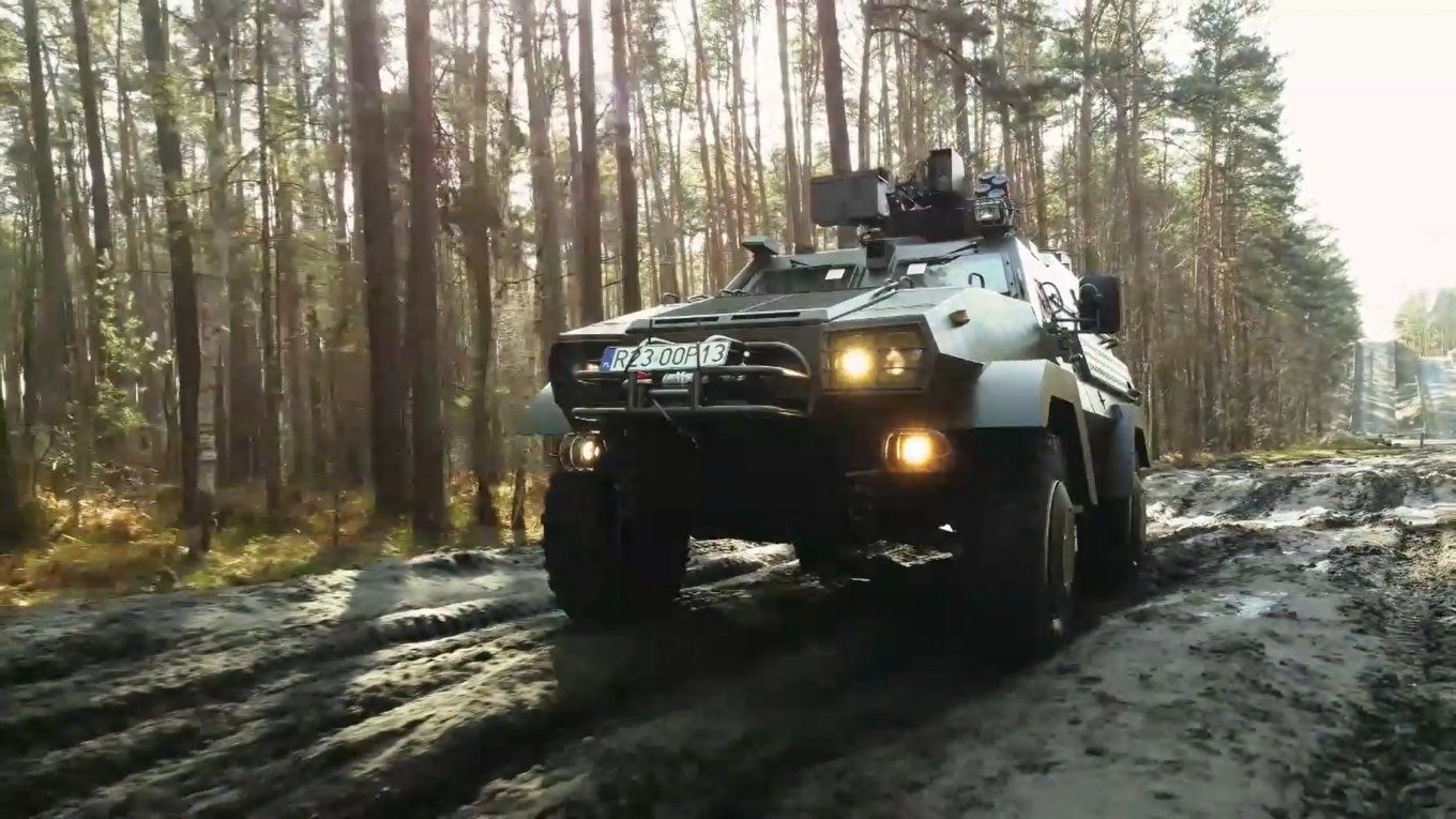 Mista Oncilla armored personnel carrier / Defense Express / Polish Defense Industry Seeks Deeper Cooperation With Ukraine on NATO's Eastern Flank