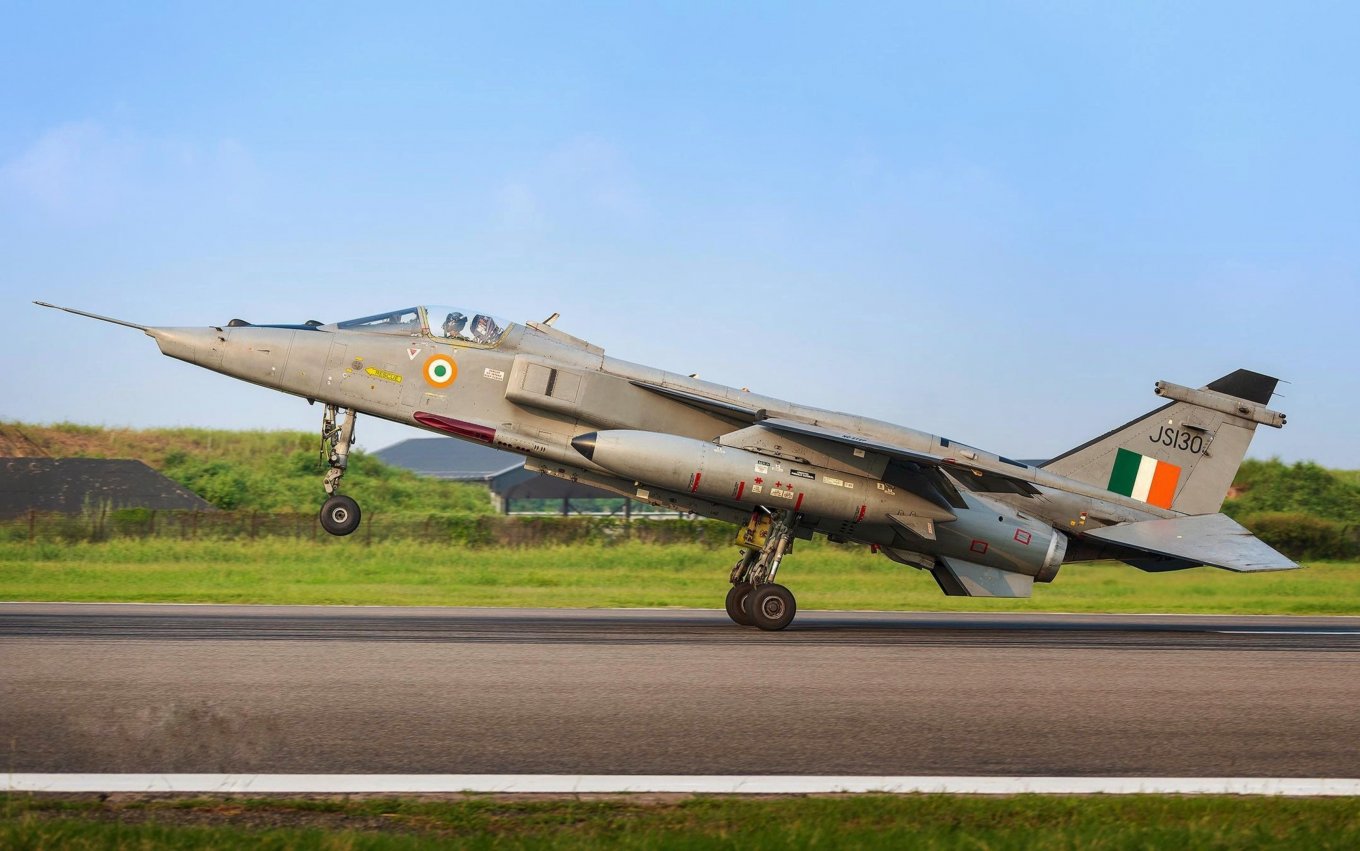 SEPECAT Jaguar ground-attack aircraft of the Indian Air Force, U.S. to Upgrade India’s MiG-29 Fleet After New Delhi Drops russian Deal for 100 Fighters