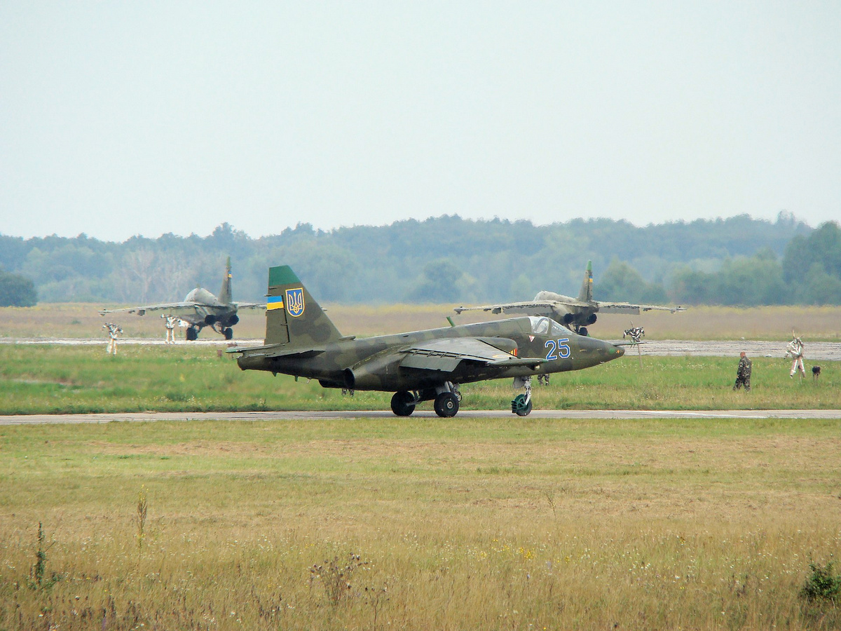 Ukrainian Attack Aircraft Ruthlessly Elimnate the russians, Defense Express