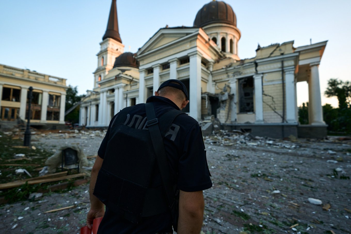 rUssians Attack Odesa, Hit Historical Center, Destroy Cathedral, Zelensky Says Ukraine Will Deliver Response to the Terrorists, Defense Express