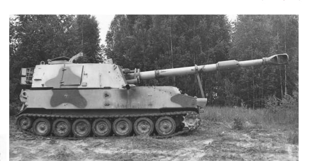 Mẫu M109A1B, được thử nghiệm ở Liên Xô vào năm 1984–1985 / Defense Express / Liên Xô so sánh M109 với 2S3M Akatsiya Howitzers và kết luận mà họ đưa ra