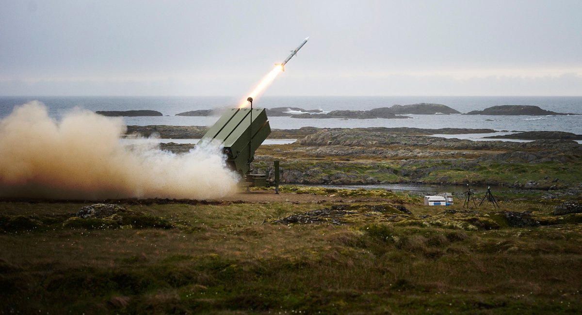 AMRAAM missile launch from NASAMS / Open source photo