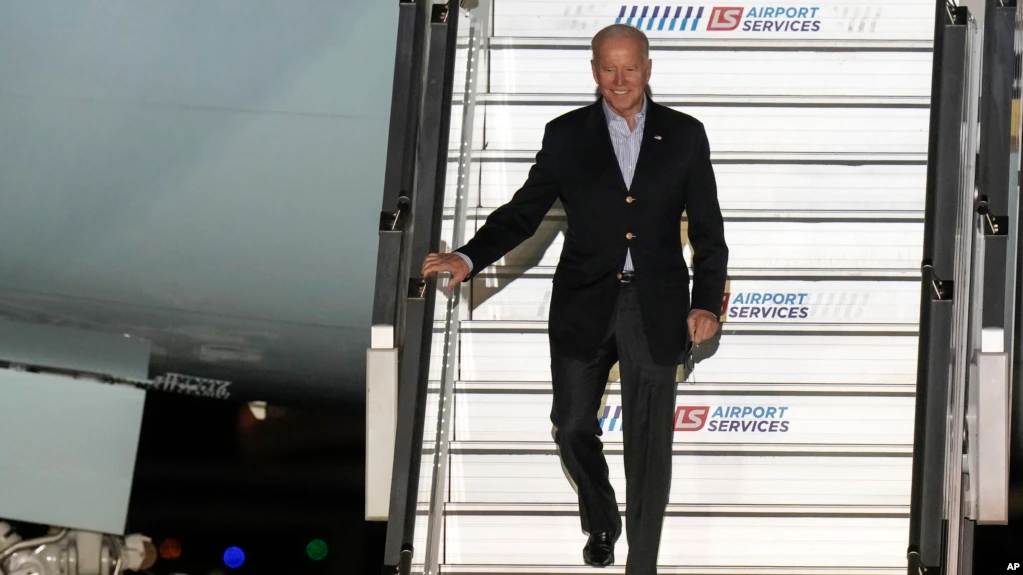 U.S. President Joe Biden arrives at the Warsaw Chopin Airport, in Warsaw, Poland, March 25, 2022, Defense Express
