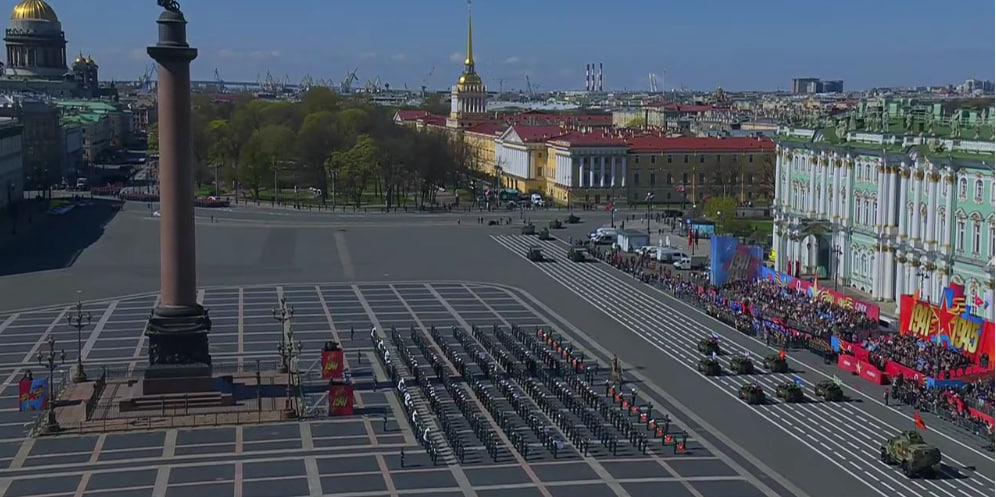 Rehearsal of the Victory Day parade in St. Petersburg / / Defense Express / New Missile Brigades Created in russia, One Possibly Wielded KN-23 from North Korea