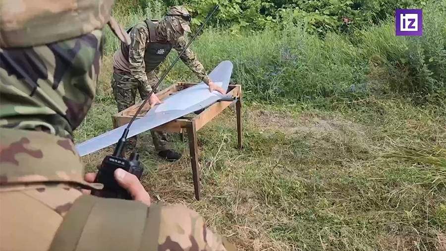 russian Albatros M5 reconnaissance drone Defense Express Ukrainian Forces Successfully Target russian Albatros M5 Drone for the First Time (Video)