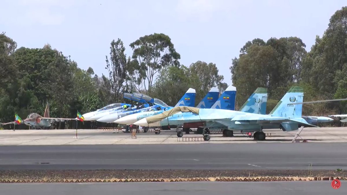 Defence Express / Ethiopian Air Force Su-27 and Su-27UB ( NATO - Flanker A / C) fighter jets December 2022/ Photo credit : @HammerOfWar5 via Twitter