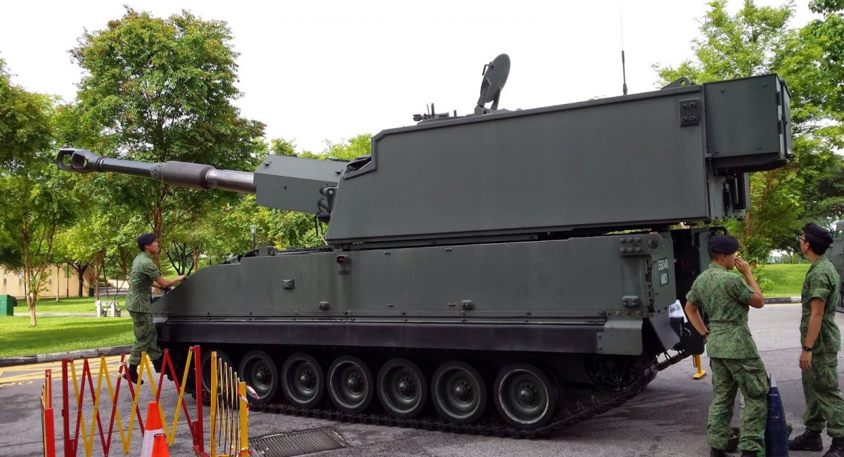 Singapore SSPH-1 Primus SPH / Open source photo