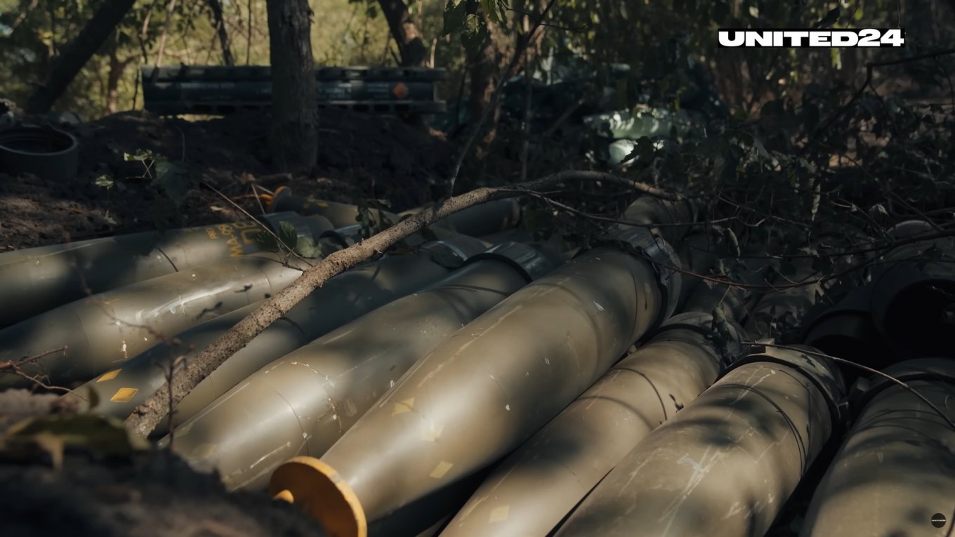M864 DPICM cluster artillery rounds used by M109 Paladin during the battles for Robotyne, August 2023 / M109 Paladin Helped Ukrainian Forces Push russians Off Robotyne / Defense Express
