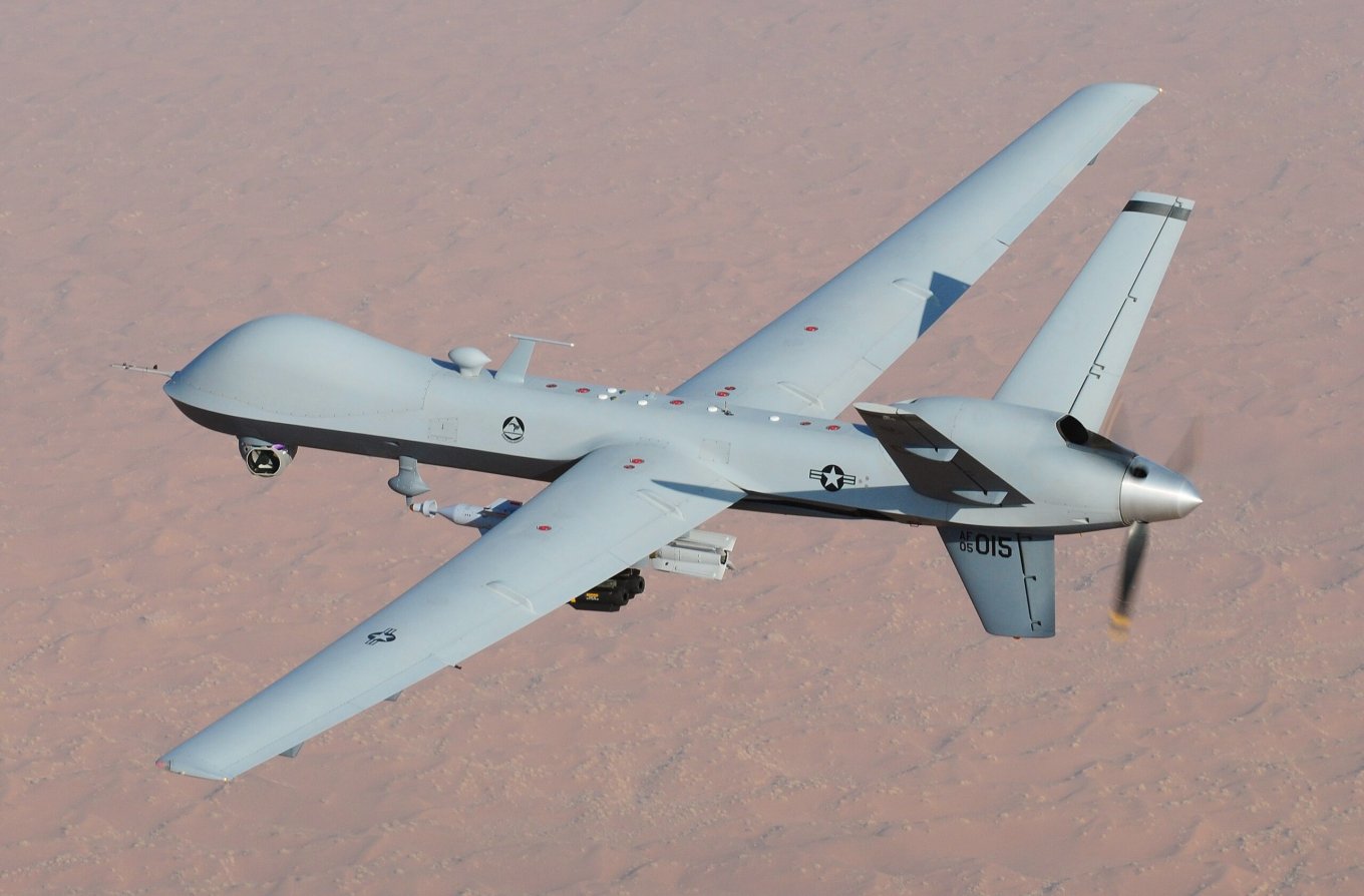 U.S. Authorities Concerned About Psychological Health of UAV Operators, Which Promises Interesting Consequences, An MQ-9 Reaper unmanned aerial vehicle flies a combat mission over southern Afghanistan