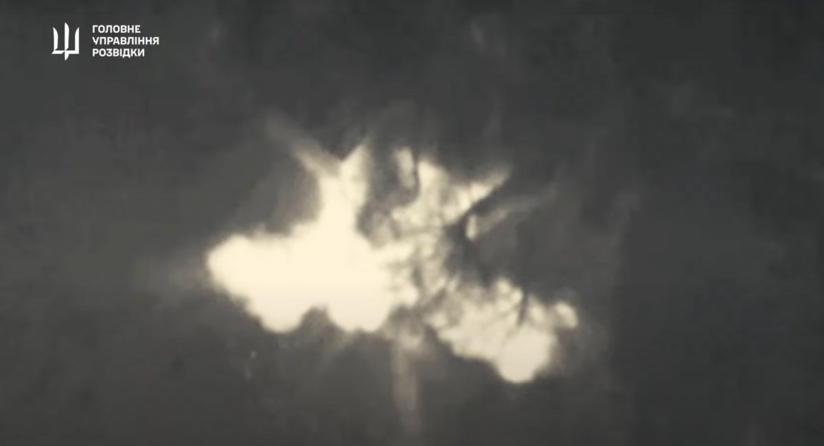 Advanced reconnaissance and targeting enhance precision strike capabilities Defense Express Ukrainian Forces Successfully Target russian Albatros M5 Drone for the First Time (Video)