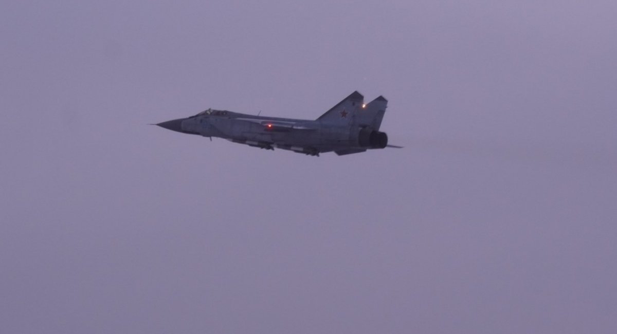 Two NATO F-35s Failed to Shield Estonia from russia's MiG-31s