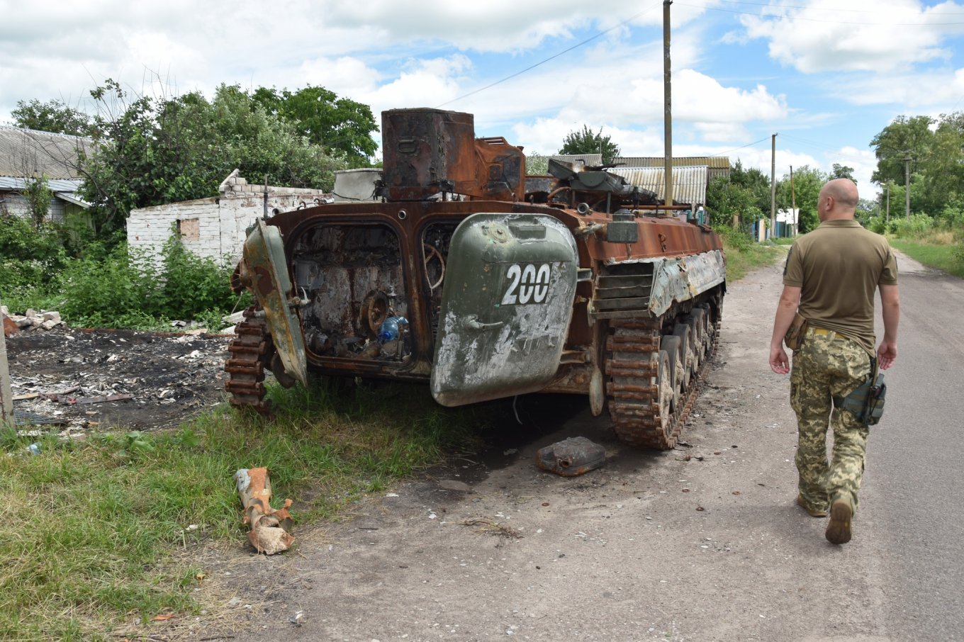 Ukrainian Soil Absorbs russian Armor. Spectacular Photos By the Armed Forces Of Ukraine, Defense Express, war in Ukraine, Russian-Ukrainian war