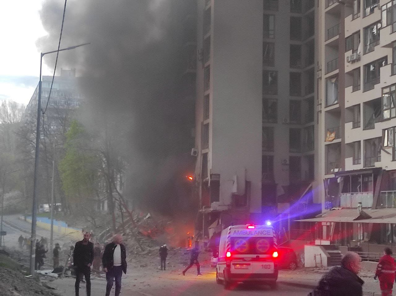Defense Express / Results of a missile strike in Kyiv on April 28 / Day 65th of War Between Ukraine and Russian Federation (Live Updates)
