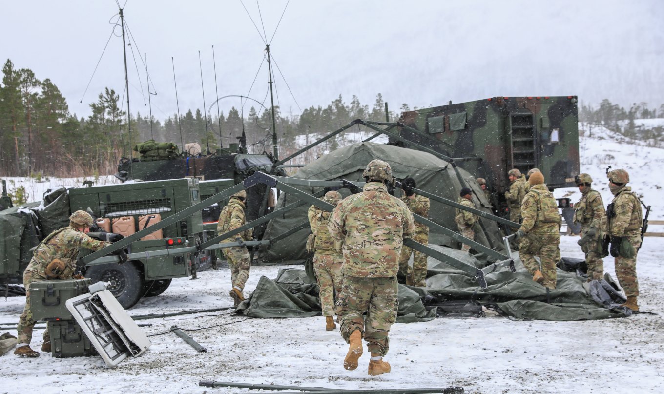 Defense Express / Norway Army Test-Runs Bomber Drone Tactics With Tennis Balls to Prove What's Been Known Since russia's Hybrid War in Donbas