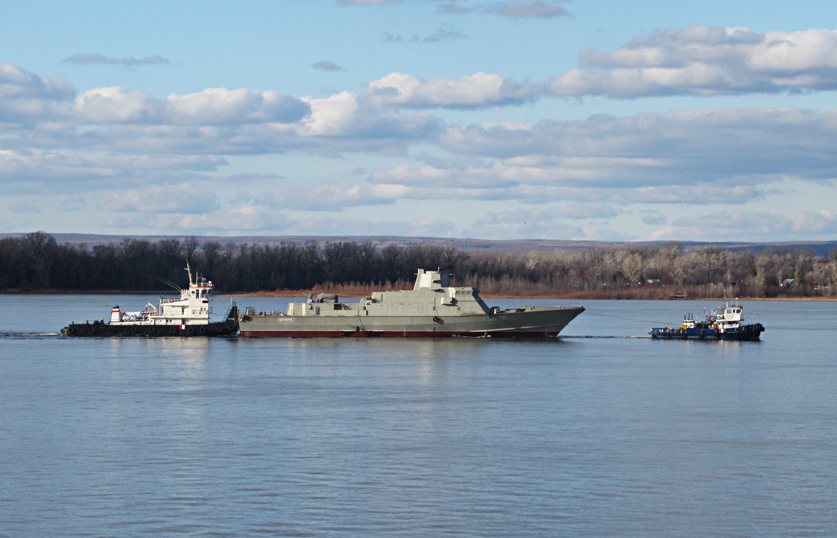 russia Is Preparing to Launch Two Ships for Black Sea Fleet, One of Them Is Kalibr Missile Carrier, Defense Express
