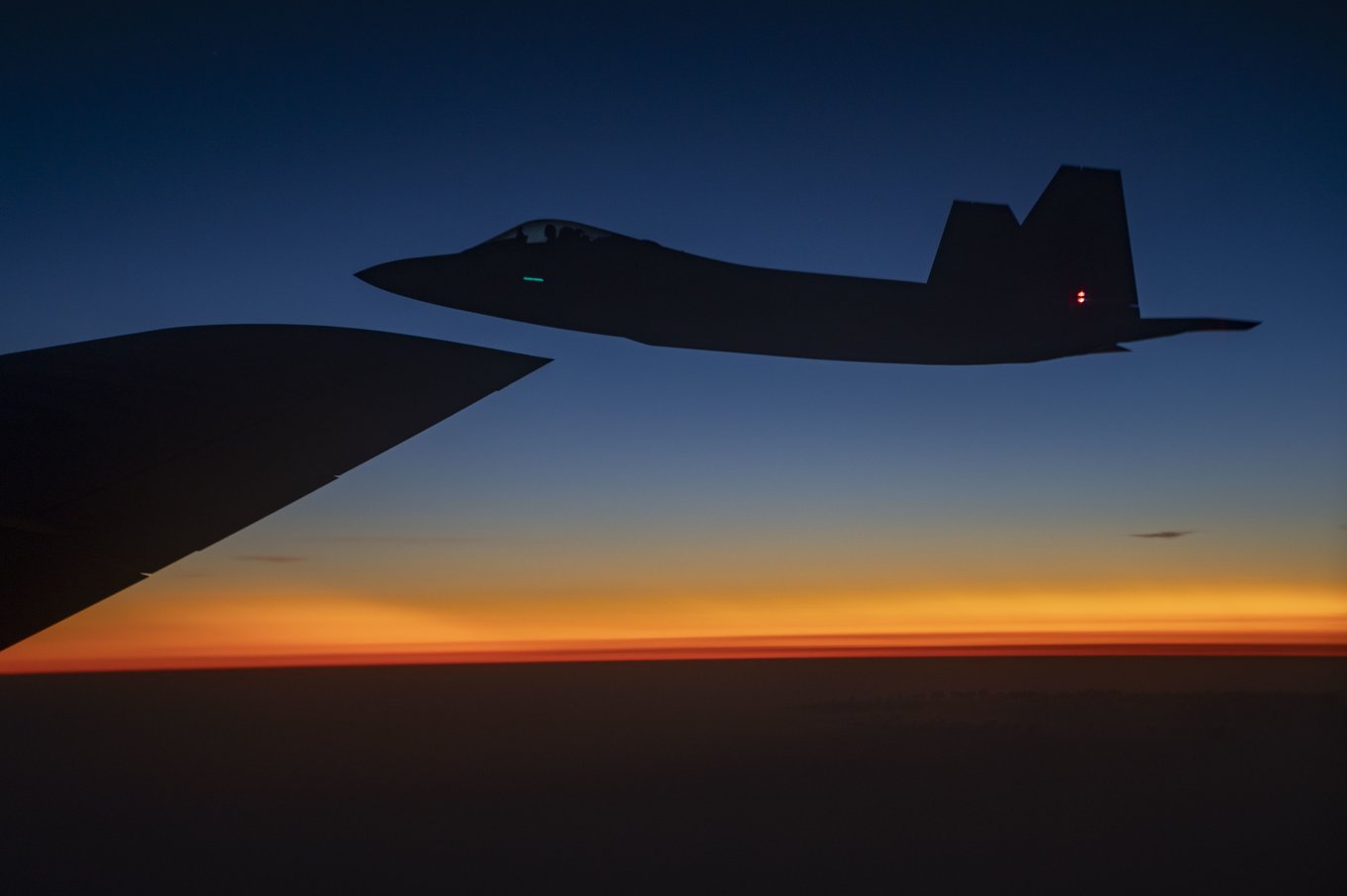 How Many Billions Will the F-22 Program Cost By 2030 And What Will Happen If 32 Aircraft Are Not Eventually Decommissioned, Defense Express, war in Ukraine, Russian-Ukrainian war