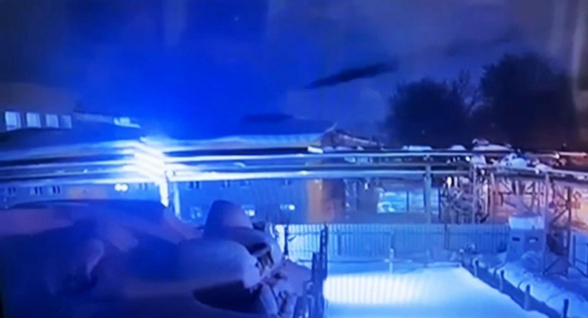 Frame-by-Frame Analysis of FP-5 Flamingo Strike on russia's Votkinsk Plant, Where Iskander, Oreshnik Missiles Are Produced