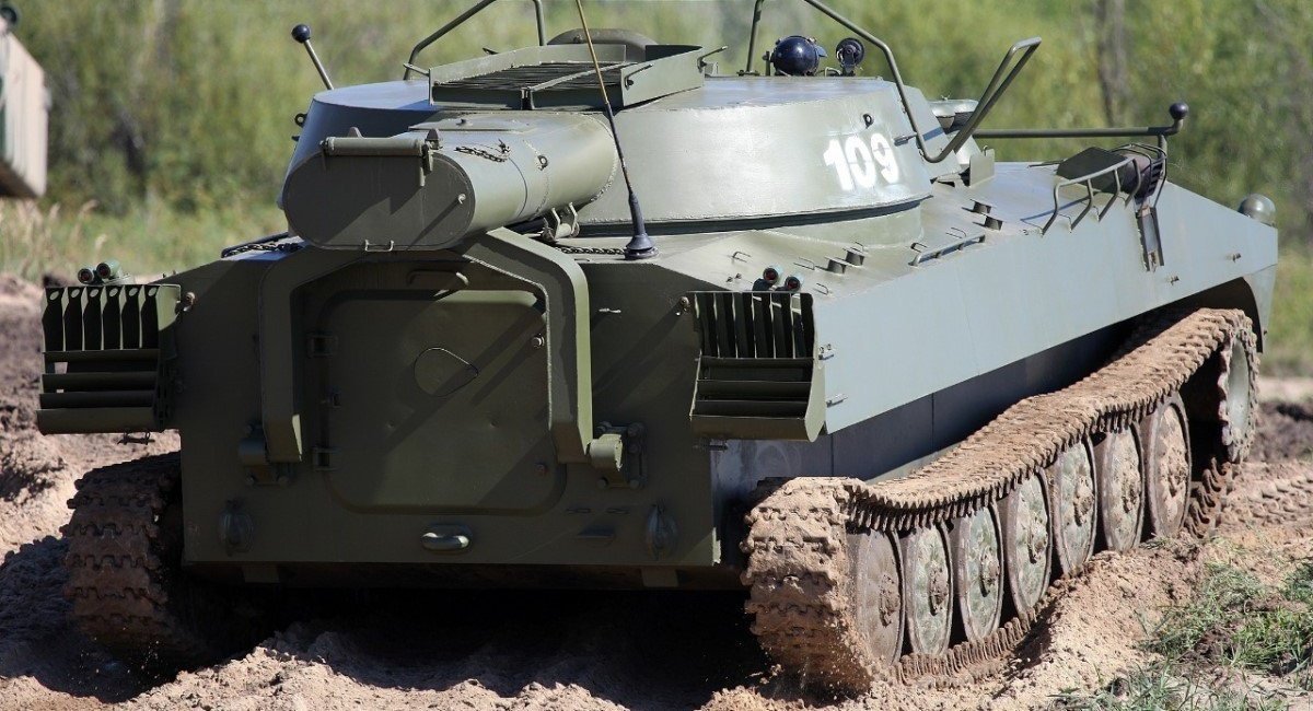 ​Ukrainian Soldiers Found a Rare russian UR-77 ‘Meteorit’ Demining Vehicle in the Woods (Video)