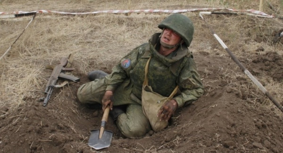 russian soldier digs a trench / Illustrative photo from open sources