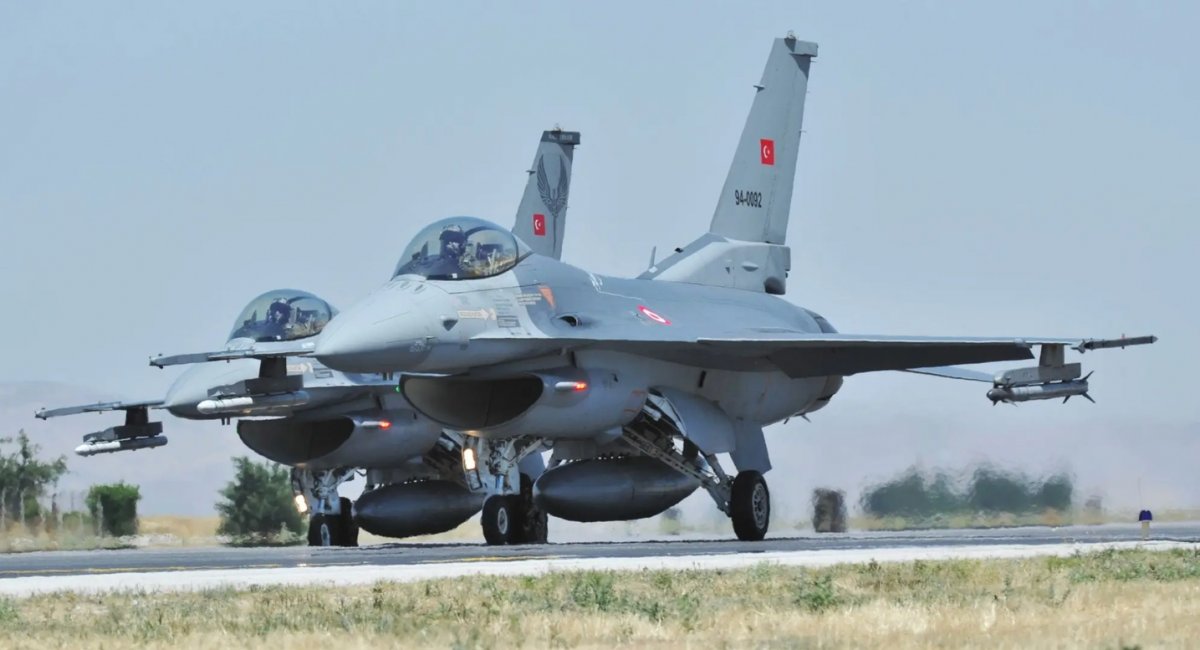 Photo for illustration - Turkish F-16 fighter jets 