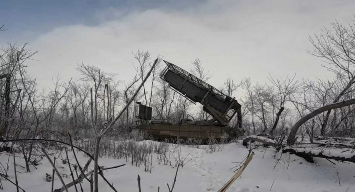 TOS-3 Dragon heavy flamethrower system prepares to launch