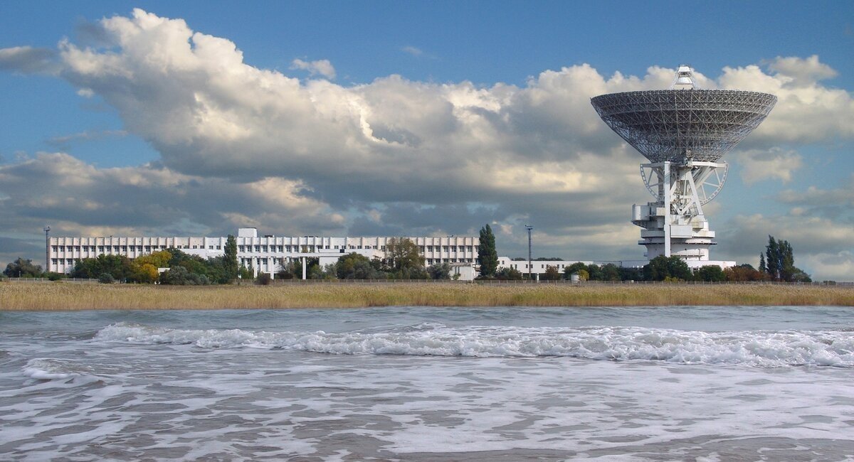 ​Space Wars Continue: Ukraine Hits russian Satellite Communication Center in Yevpatoria