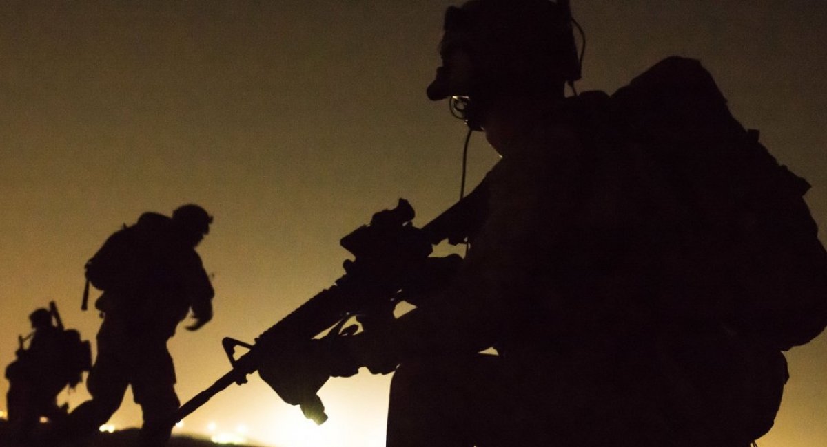 US deploys Delta, SEAL Team 6, Venezuela Op veterans to UK / Open source photo