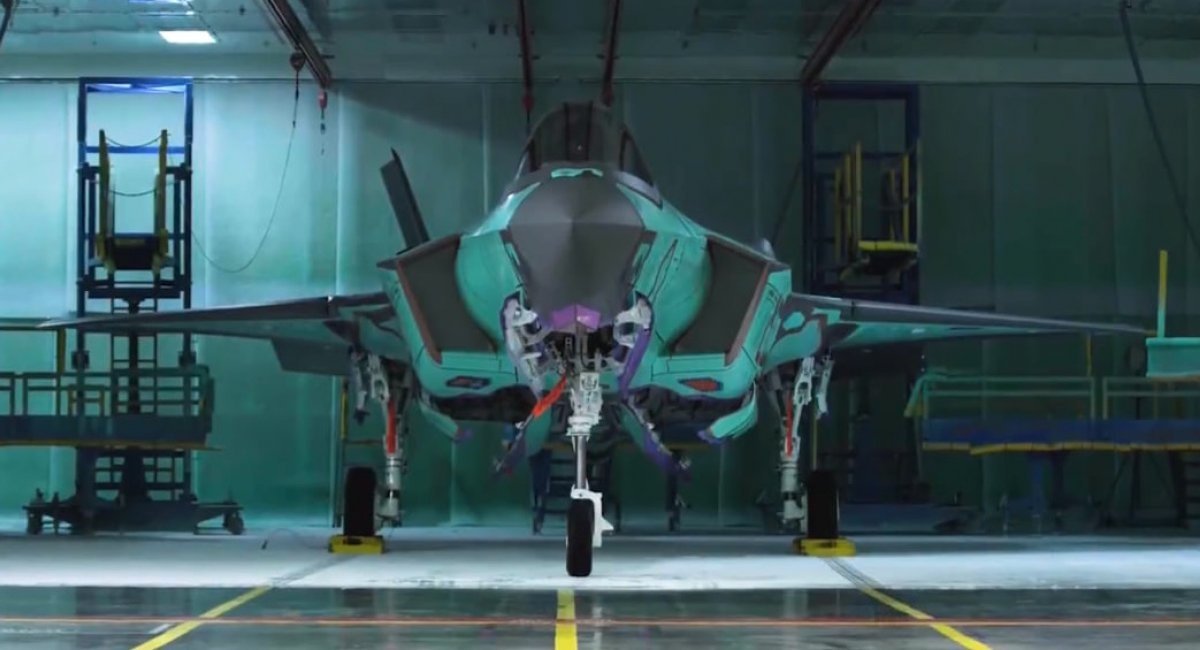 The first F-35A fighter jet for the Luftwaffe / Photo credit: Lockheed Martin