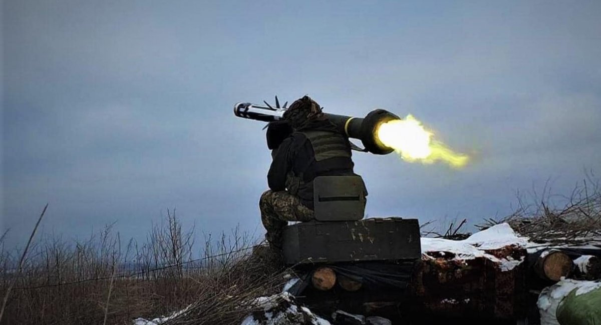 Soldier of the 36th Marine Brigade firing an FGM-148 Javelin missile, April 2023 / Illustrative photo credit: 36th Marine Brigade