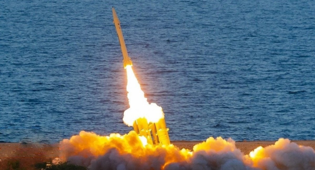 The Fath-360 missile launch / open source 