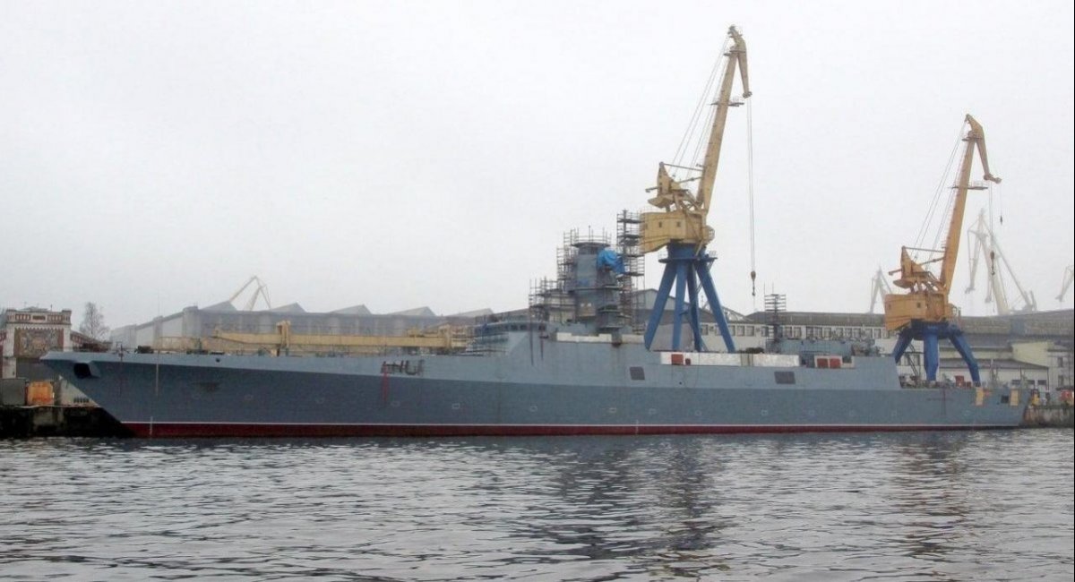 Project 22350 Admiral Golovko frigate in construction / Open source photo