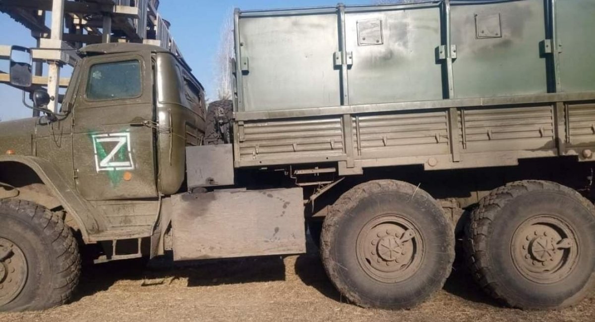 An uncommon russian Ural 6x6 with an armored cabin was captured by the Ukrainian forces in Kharkiv region - the vehicle was recently redeployed from Kyiv region