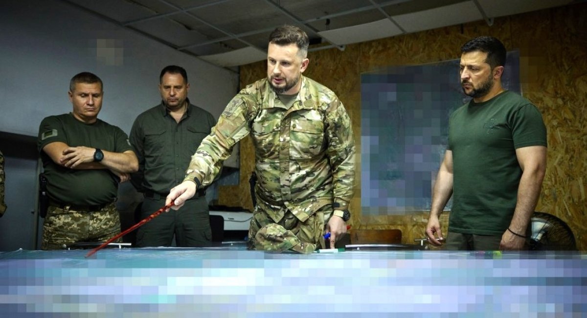 Zelensky visits brigades conducting offensive operations in Donetsk region