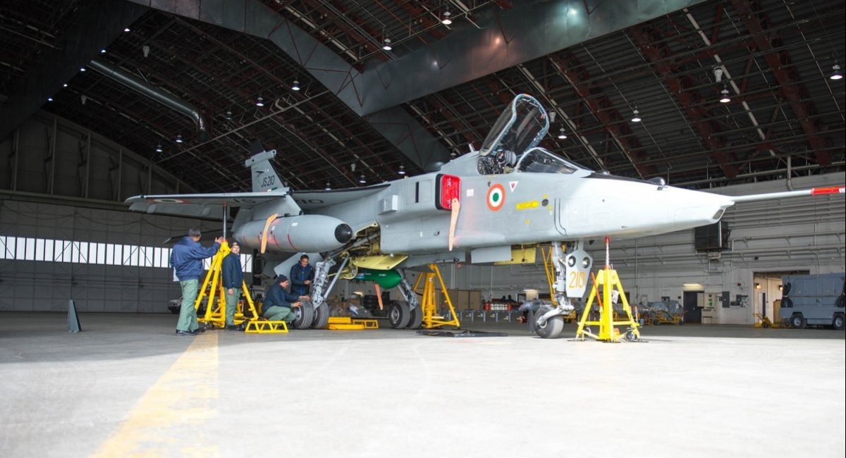 SEPECAT Jaguar supersonic jet attack aircraft of the Indian Air Force / Photo credit: U.S. DoW