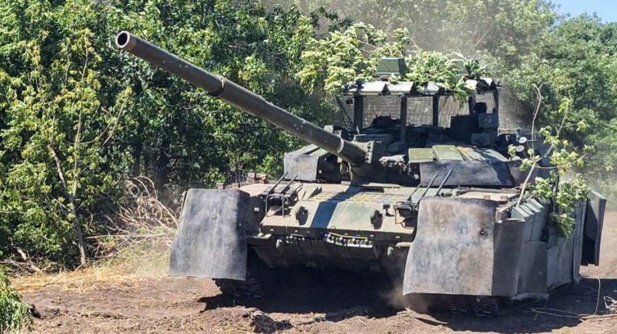 T-72B3A tank equipped with the Arena-M active protection system (APS)