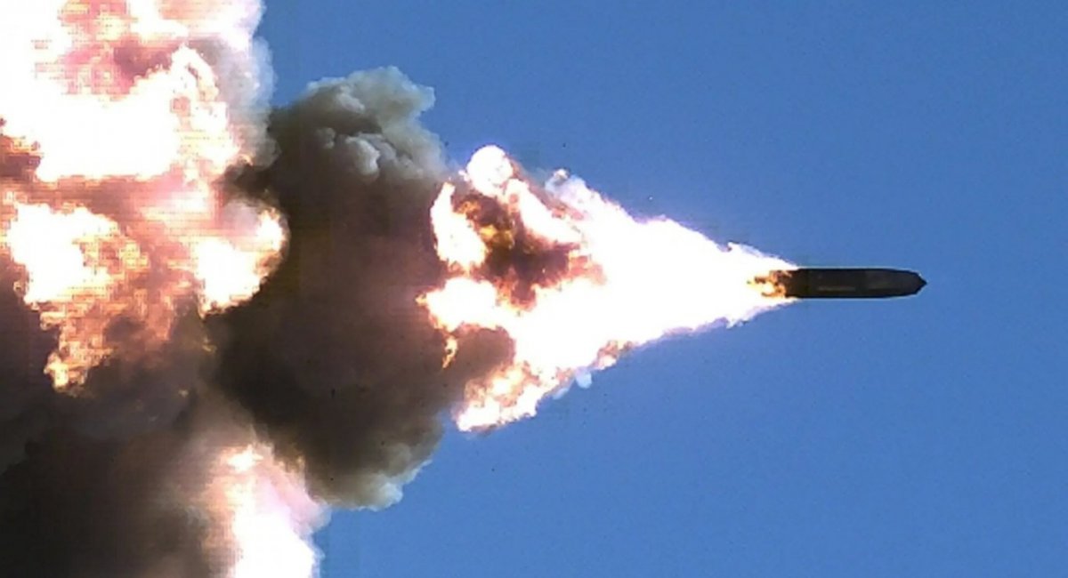  Illustrative photo of the American–Norwegian Ramjet 155 during firing / Photo credit: Boeing