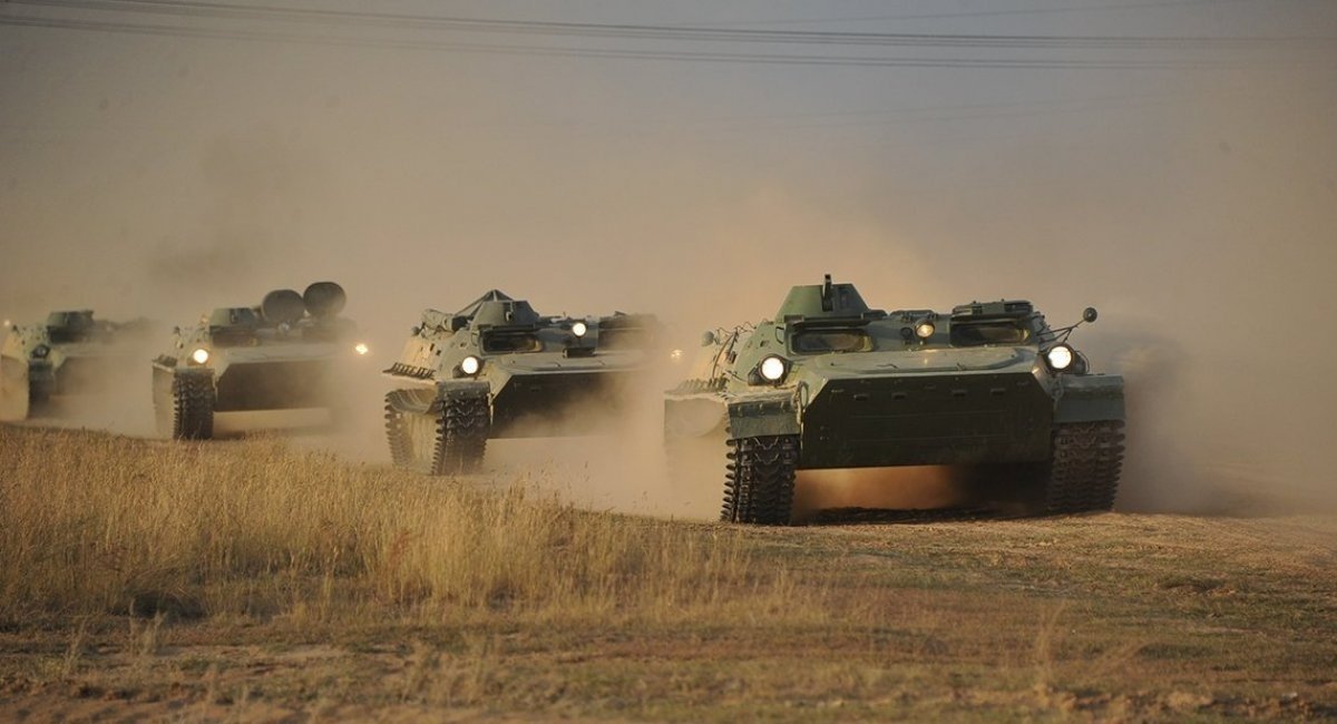 ​British Intelligence: russians Resorted to Using Old MT-LB Vehicles. What does it Mean?