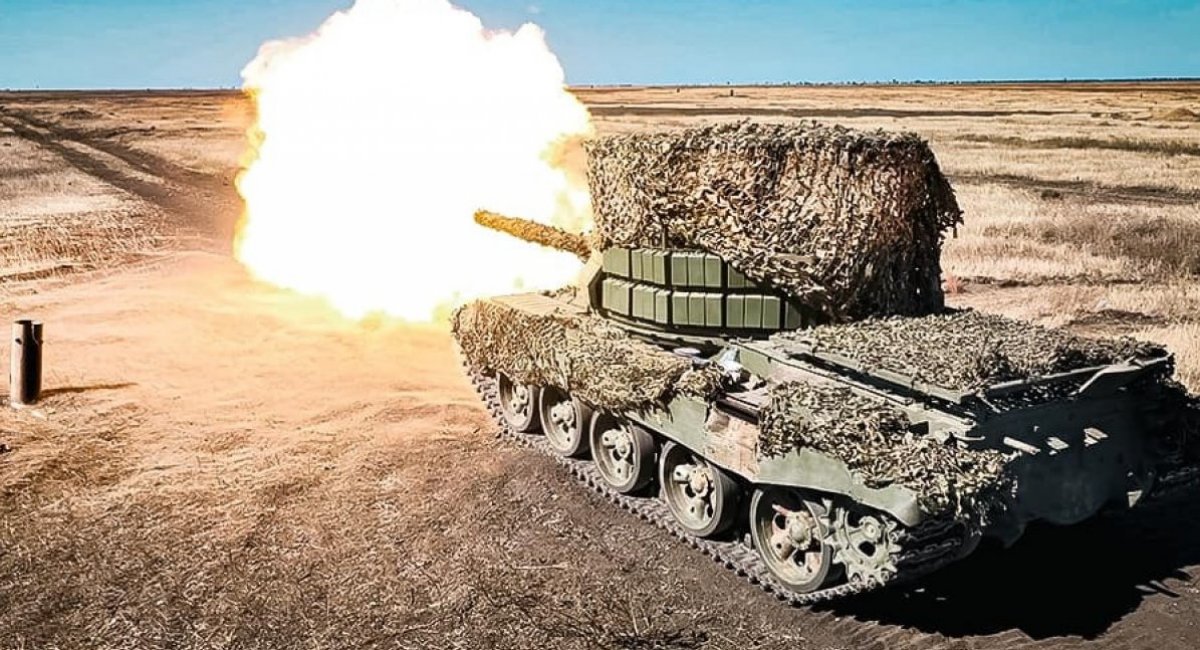 Lực lượng Ukraine tăng cường thêm giáp cho xe tăng T-62 bị bắt giữ / Ảnh: Trung đoàn Bảo vệ Trật tự Công cộng Mykolaiv