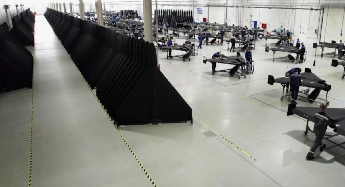 russia shows off mass production of Shahed-136/Geran-2 drones for propaganda purposes, summer 2025 / Open-source photo