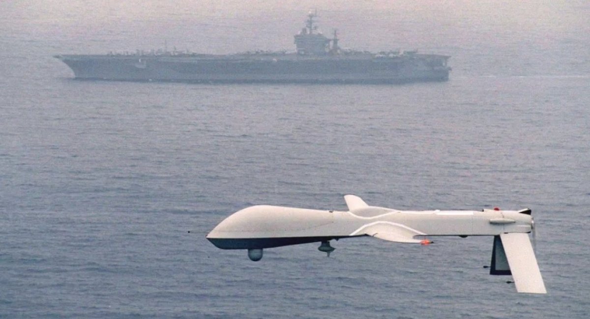 MQ-1 Predator in flight in 1995 / Photo credit: U.S. Navy