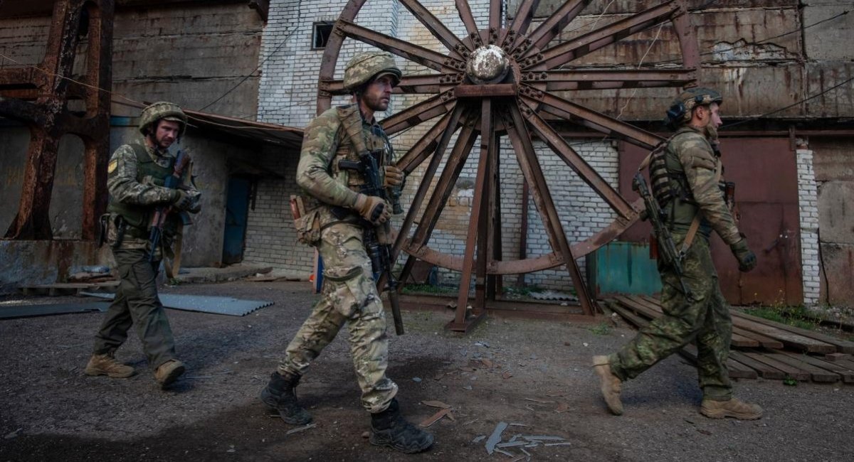 Over the past day, Ukrainian defenders repelled enemy attacks in the area of Bakhmut, Soledar and 10 other settlements in the Donbass / Photo credit: The 93rd Separate Mechanized Brigade