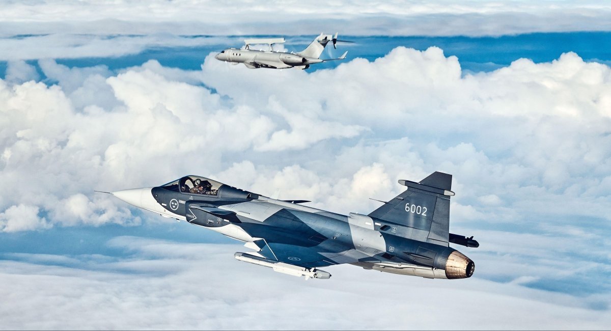 The Saab JAS 39 Gripen multirole fighter aircraft (in the foreground) and SAAB GlobalEye airborne early warning & control system (in the background) / Photo credit: Saab