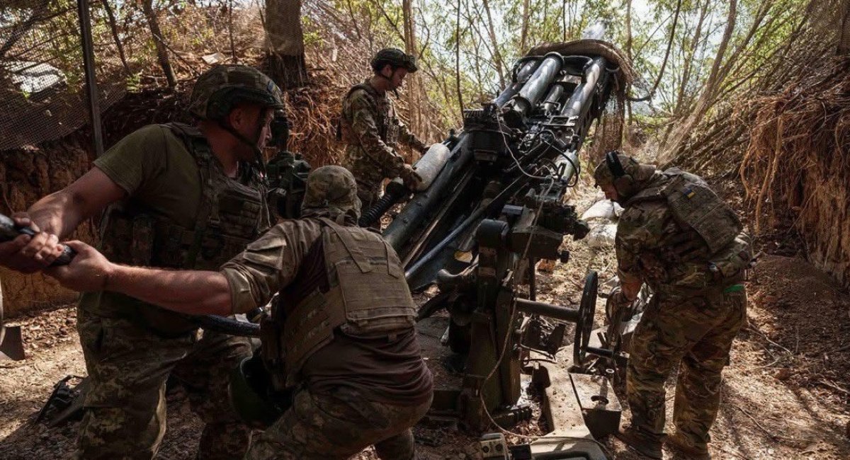 Armed Forces of Ukraine continue to destroy russians on land, in the air, and at sea / Photo credit: Evgeniy Maloletka
