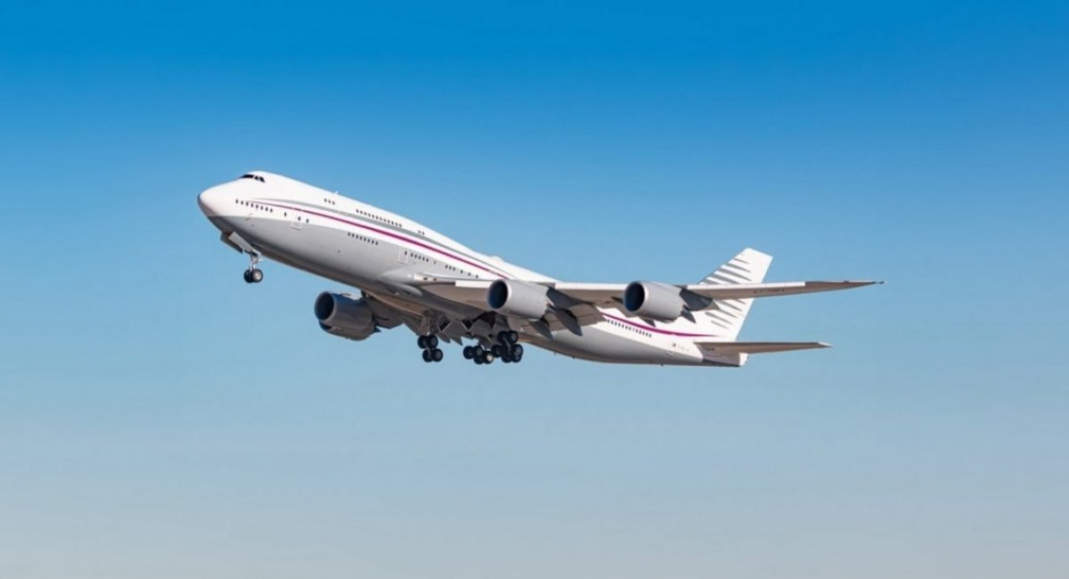 Boeing 747-8KB (BBJ) before transfer to U.S. / Open source photo